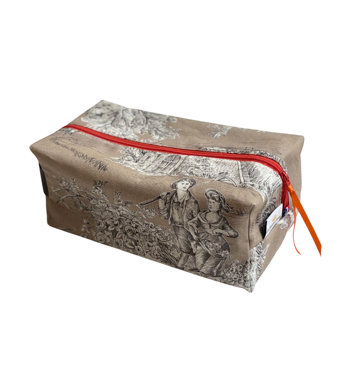Trousse de Toilette Cube - Toile de Jouy Pastorale Moka