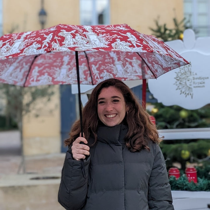 LE NOMADE - LE PARAPLUIE ROUGE AU MOTIF TOILE DE JOUY