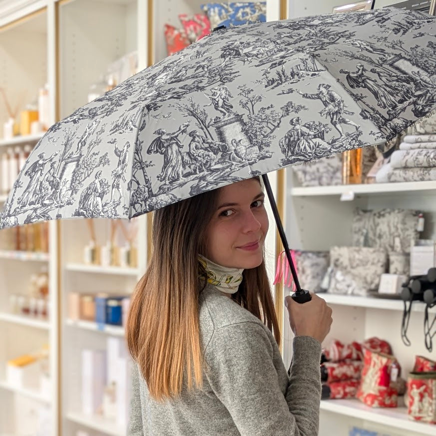 LE NOMADE - LE PARAPLUIE GRIS AU MOTIF TOILE DE JOUY