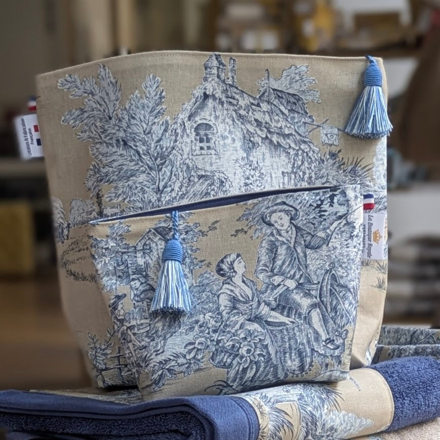 Trousse de Toilette - Collection Toile de Jouy Pastorale Bleu fond Beige