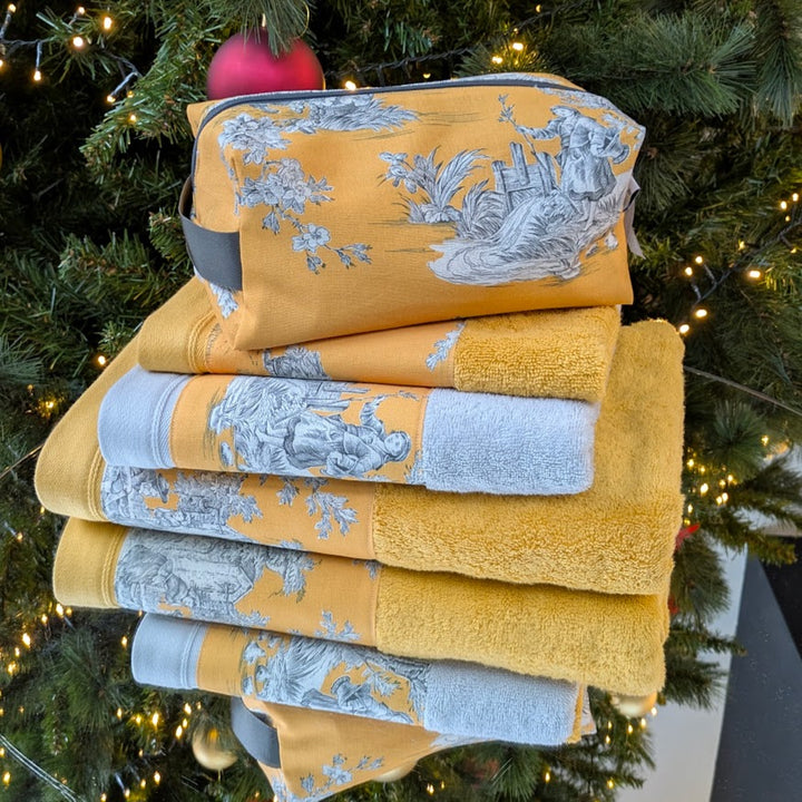 Trousse de Toilette Cube - Collection Toile de Jouy Pastorale Moutarde